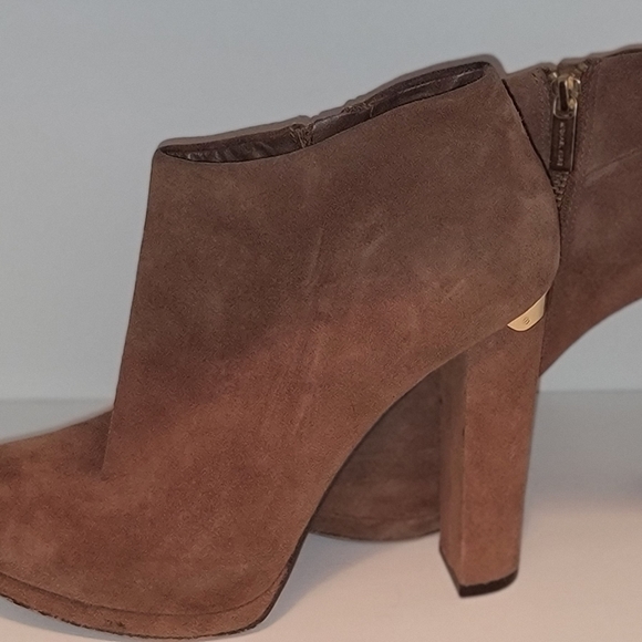 COPY - Michael Kors booties - Picture 3 of 4